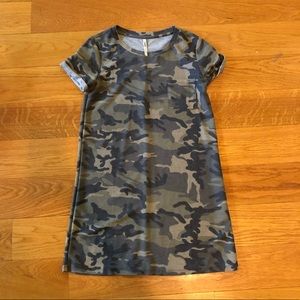 Camo t-shirt dress